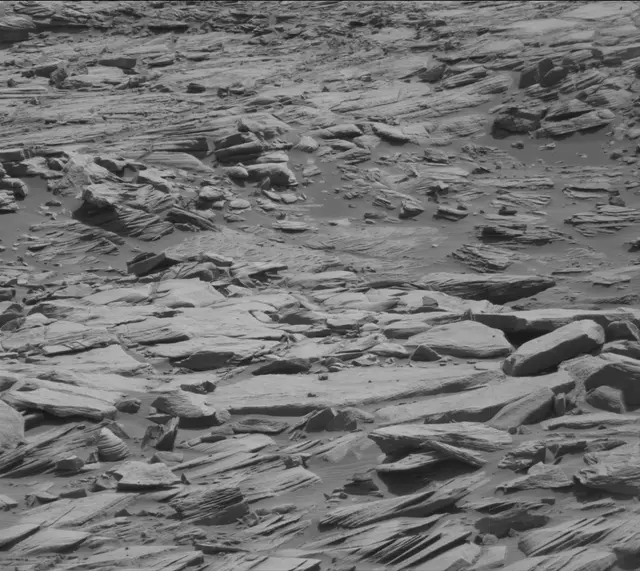 Sol 2719: Mast Camera (Mastcam)