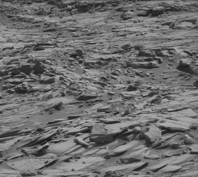 Sol 2719: Mast Camera (Mastcam)