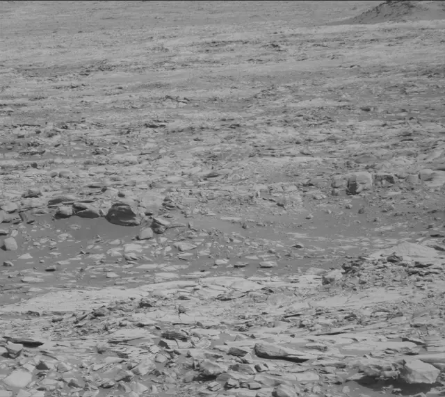 Sol 2719: Mast Camera (Mastcam)