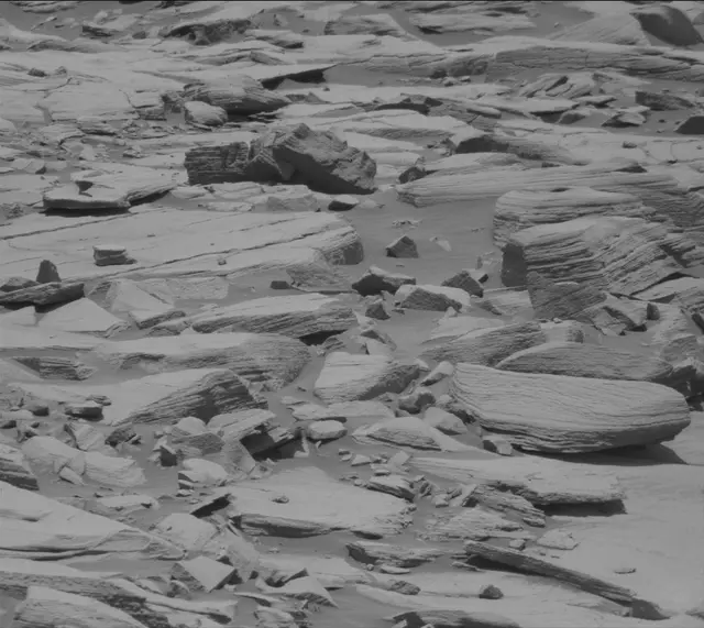 Sol 2720: Mast Camera (Mastcam)