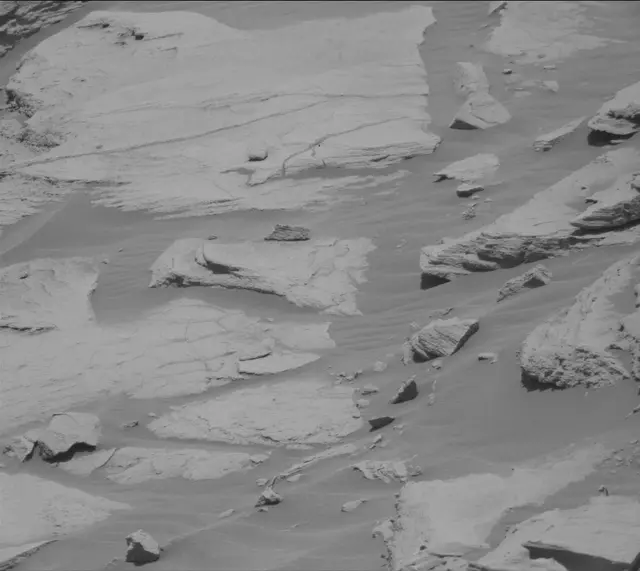 Sol 2720: Mast Camera (Mastcam)