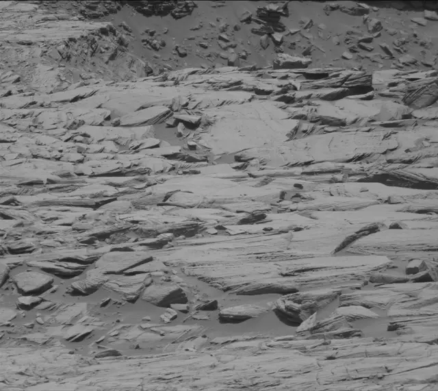 Sol 2721: Mast Camera (Mastcam)