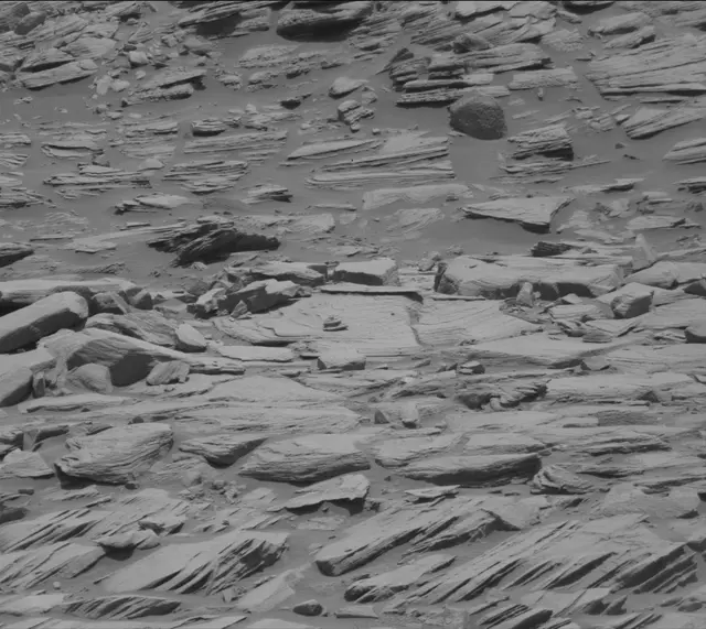 Sol 2721: Mast Camera (Mastcam)