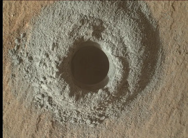 Sol 2724: Mars Hand Lens Imager (MAHLI)