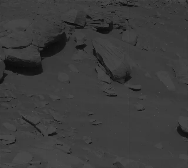 Sol 2726: Mast Camera (Mastcam)