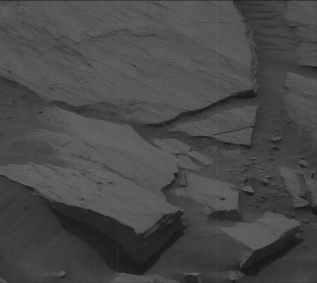 Sol 2726: Mast Camera (Mastcam)