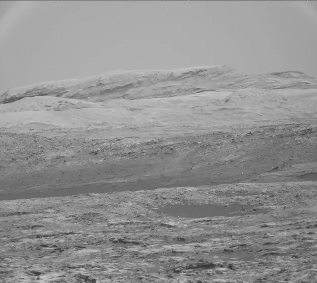 Sol 2726: Mast Camera (Mastcam)