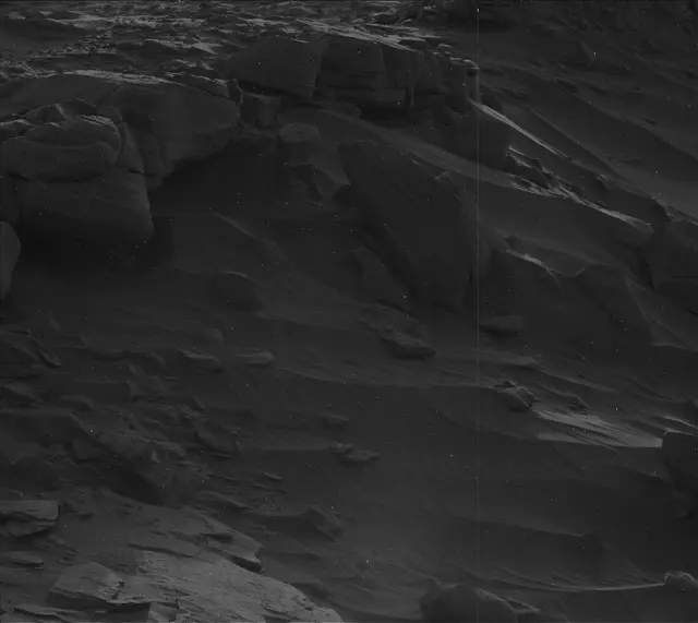 Sol 2727: Mast Camera (Mastcam)