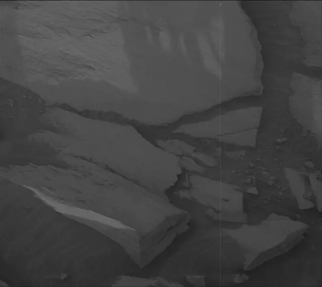 Sol 2727: Mast Camera (Mastcam)
