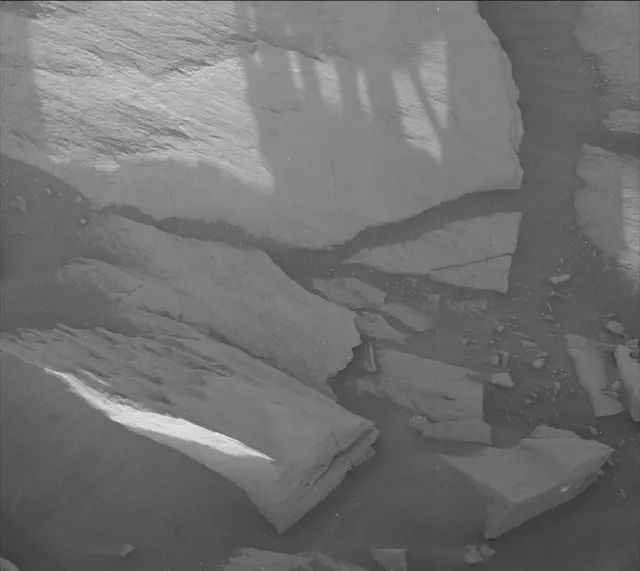 Sol 2727: Mast Camera (Mastcam)