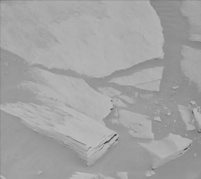 Sol 2727: Mast Camera (Mastcam)