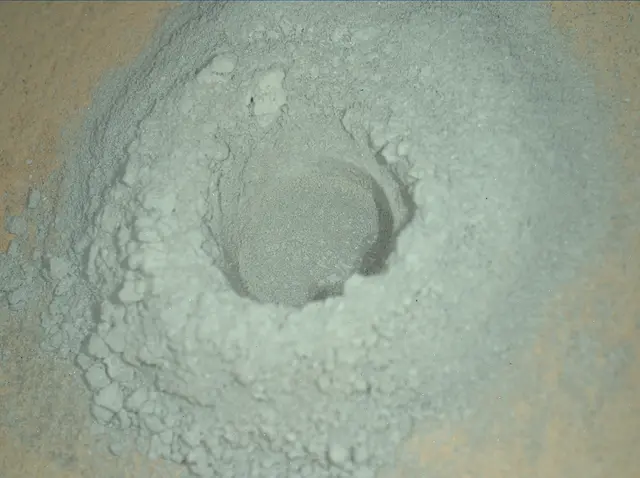 Sol 2727: Mars Hand Lens Imager (MAHLI)