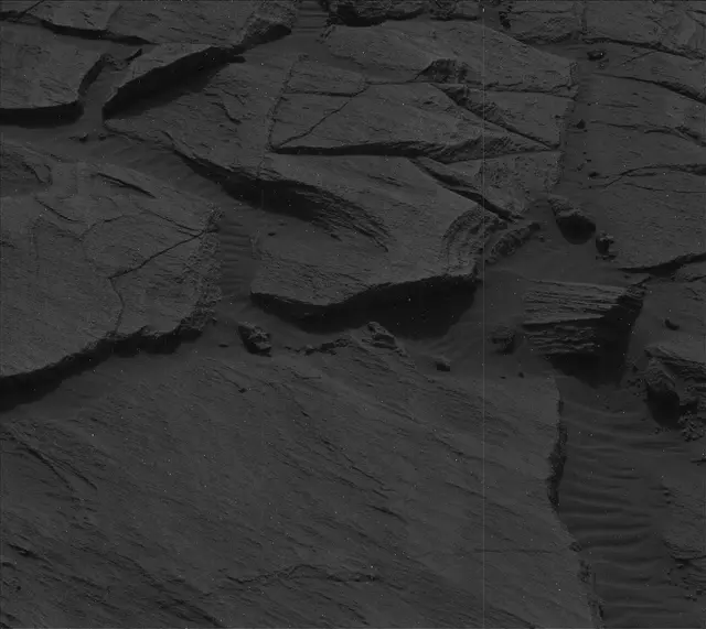 Sol 2728: Mast Camera (Mastcam)