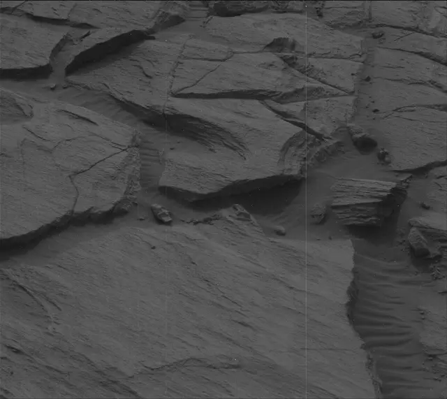 Sol 2728: Mast Camera (Mastcam)