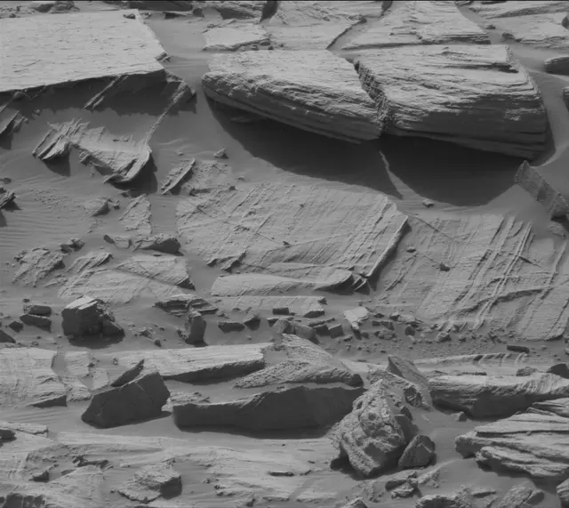 Sol 2729: Mast Camera (Mastcam)