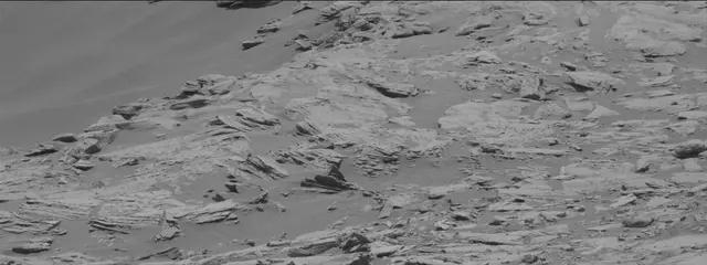 Sol 2731: Mast Camera (Mastcam)