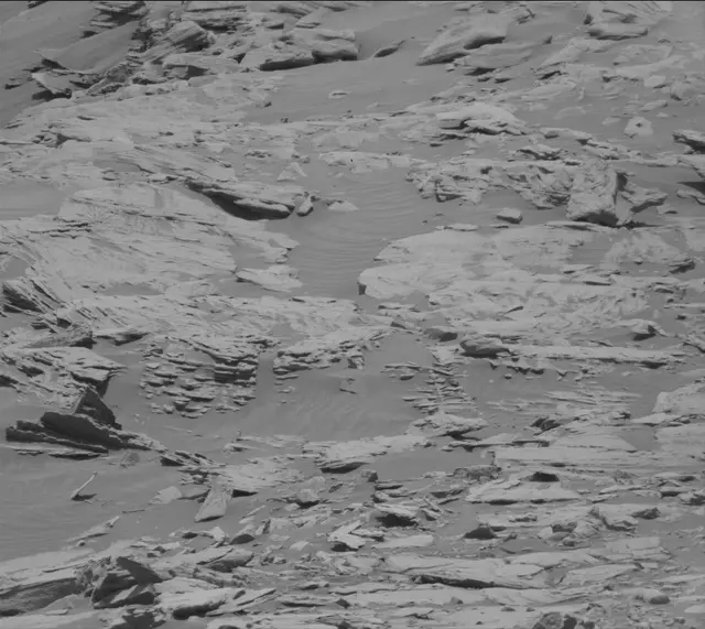 Sol 2731: Mast Camera (Mastcam)