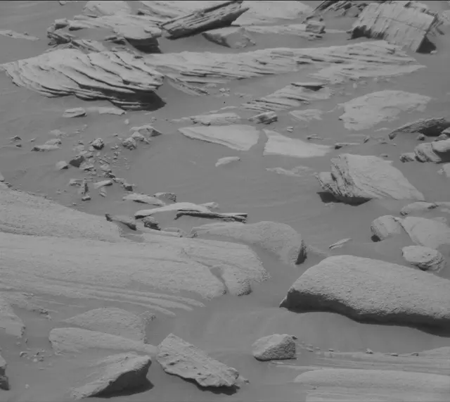 Sol 2731: Mast Camera (Mastcam)
