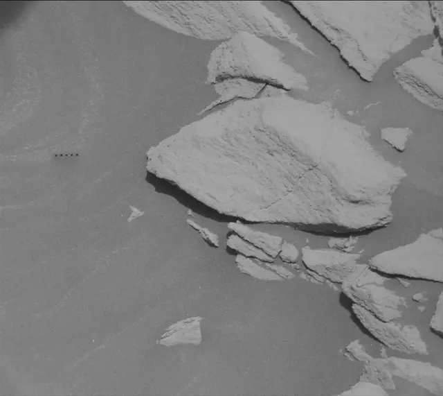 Sol 2731: Mast Camera (Mastcam)