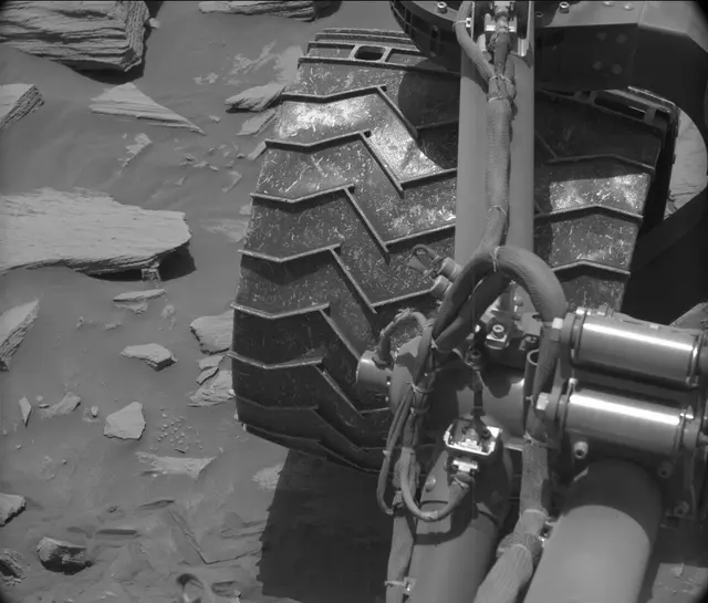 Sol 2732: Mast Camera (Mastcam)
