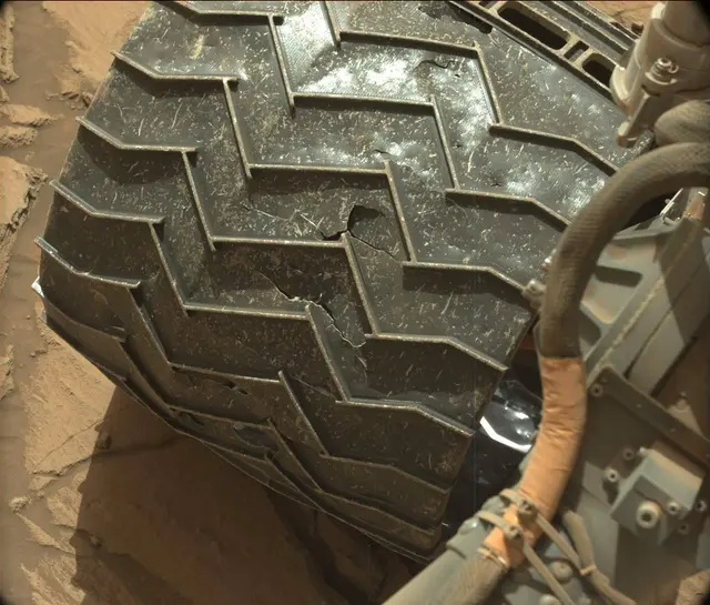 Sol 2732: Mast Camera (Mastcam)