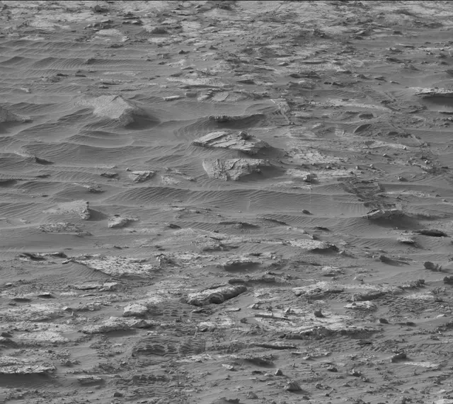 Sol 2732: Mast Camera (Mastcam)
