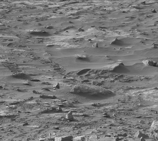 Sol 2732: Mast Camera (Mastcam)