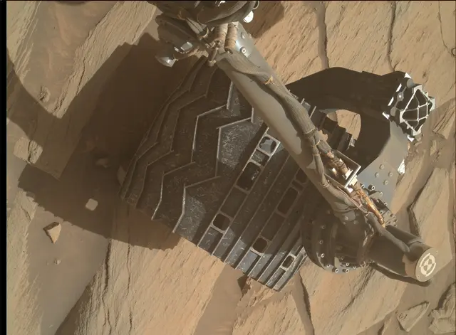 Sol 2732: Mars Hand Lens Imager (MAHLI)