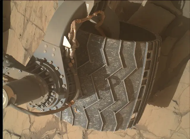 Sol 2732: Mars Hand Lens Imager (MAHLI)