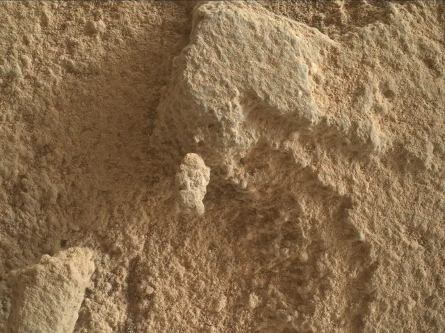 Sol 2734: Mars Hand Lens Imager (MAHLI)