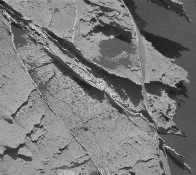 Sol 2735: Mast Camera (Mastcam)