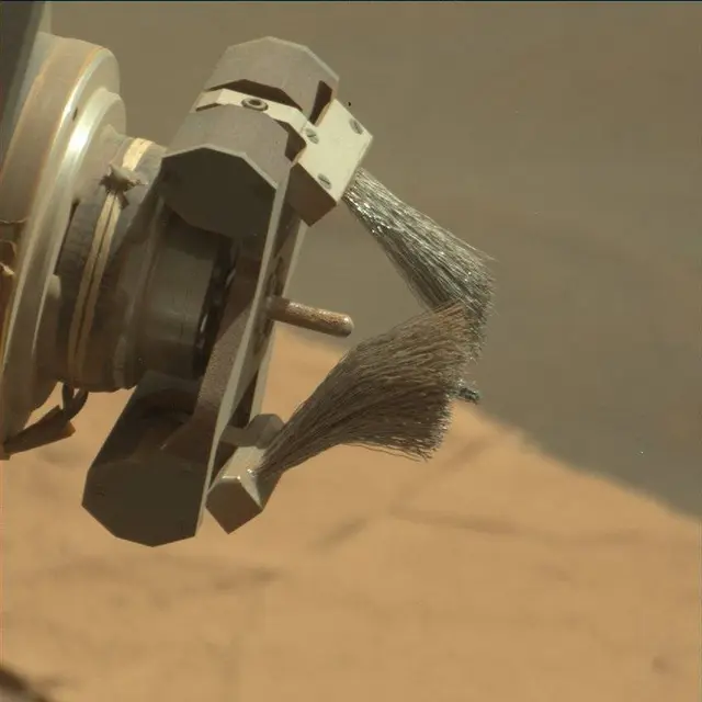 Sol 2735: Mast Camera (Mastcam)