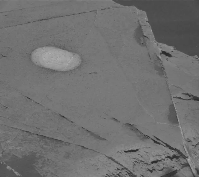 Sol 2737: Mast Camera (Mastcam)