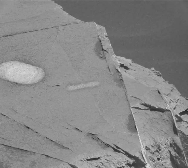 Sol 2737: Mast Camera (Mastcam)