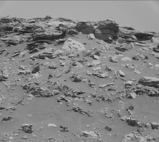 Sol 2737: Mast Camera (Mastcam)