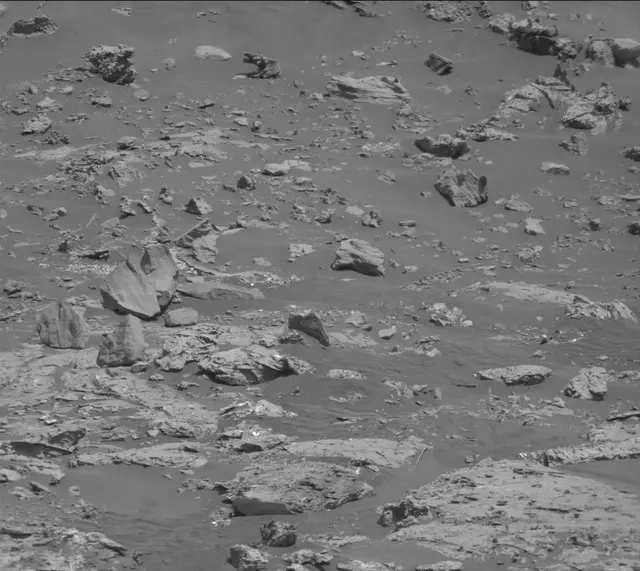 Sol 2737: Mast Camera (Mastcam)
