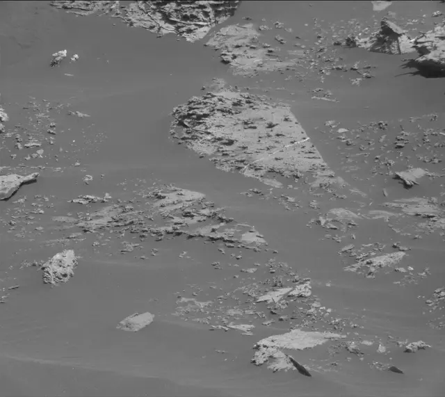 Sol 2737: Mast Camera (Mastcam)