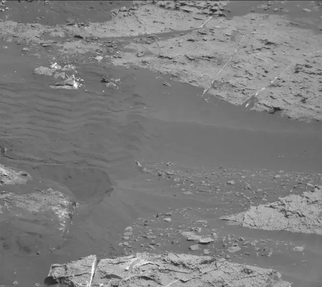 Sol 2737: Mast Camera (Mastcam)
