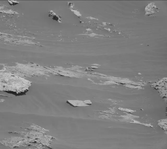 Sol 2737: Mast Camera (Mastcam)