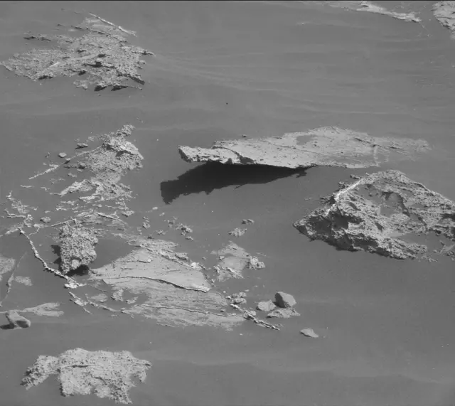 Sol 2737: Mast Camera (Mastcam)