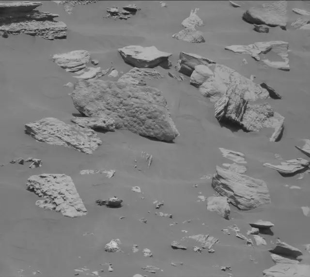 Sol 2741: Mast Camera (Mastcam)