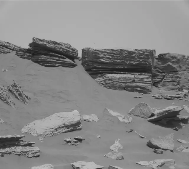 Sol 2741: Mast Camera (Mastcam)