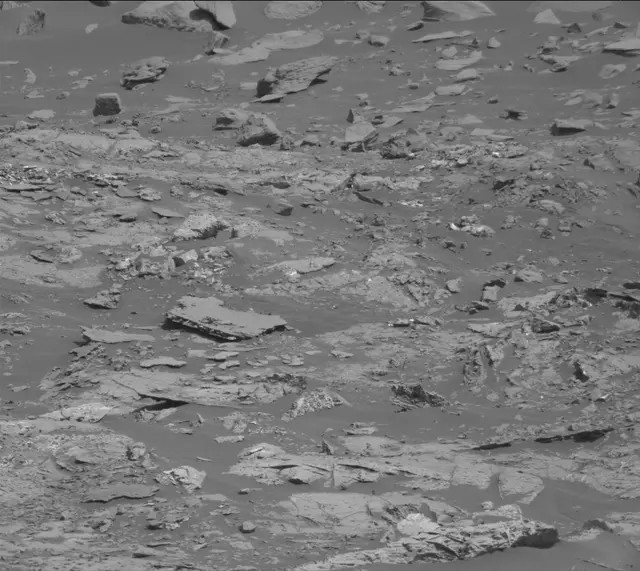 Sol 2741: Mast Camera (Mastcam)