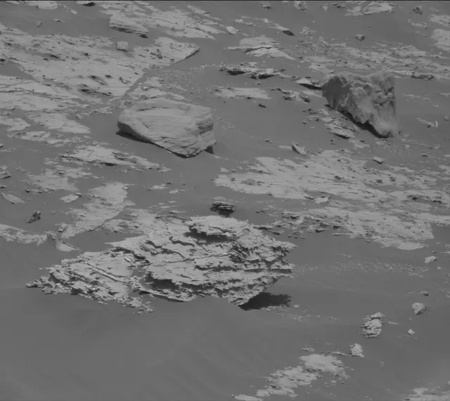 Sol 2741: Mast Camera (Mastcam)