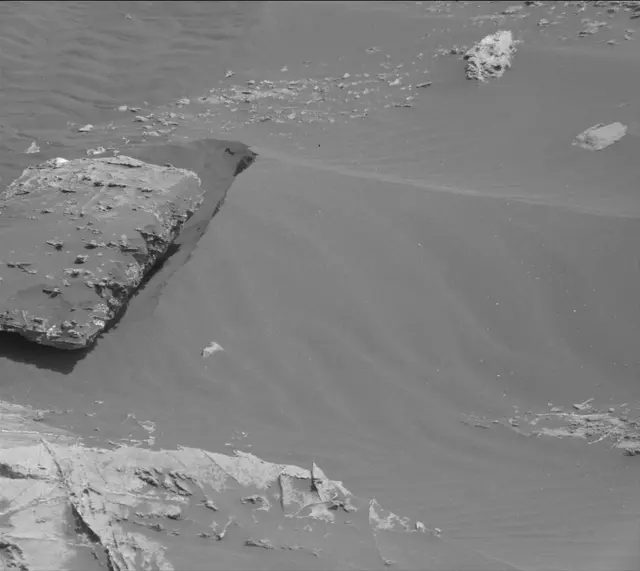 Sol 2741: Mast Camera (Mastcam)