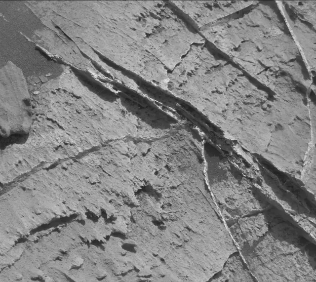 Sol 2741: Mast Camera (Mastcam)
