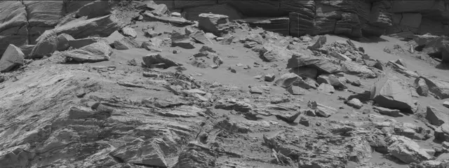 Sol 2744: Mast Camera (Mastcam)