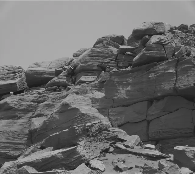 Sol 2744: Mast Camera (Mastcam)