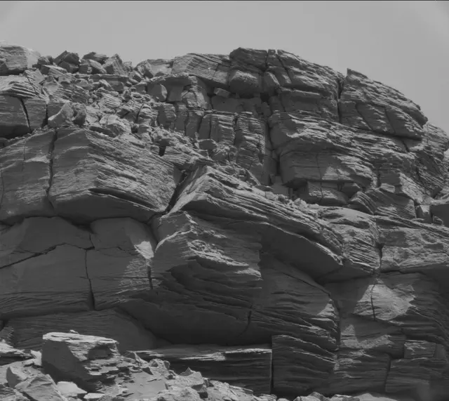 Sol 2744: Mast Camera (Mastcam)