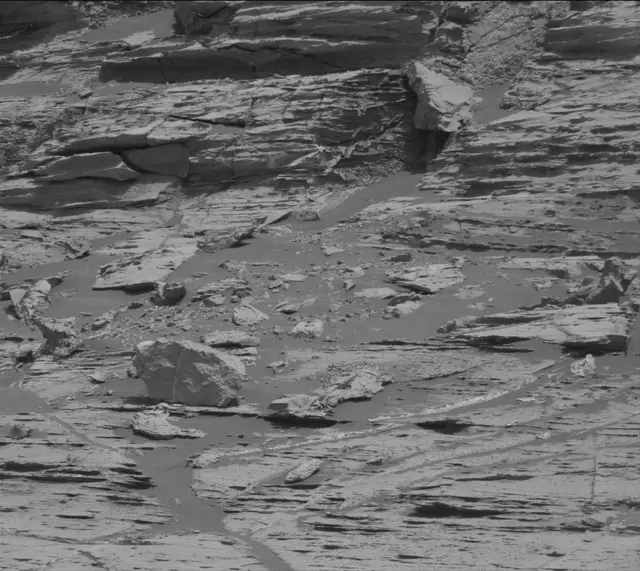 Sol 2744: Mast Camera (Mastcam)